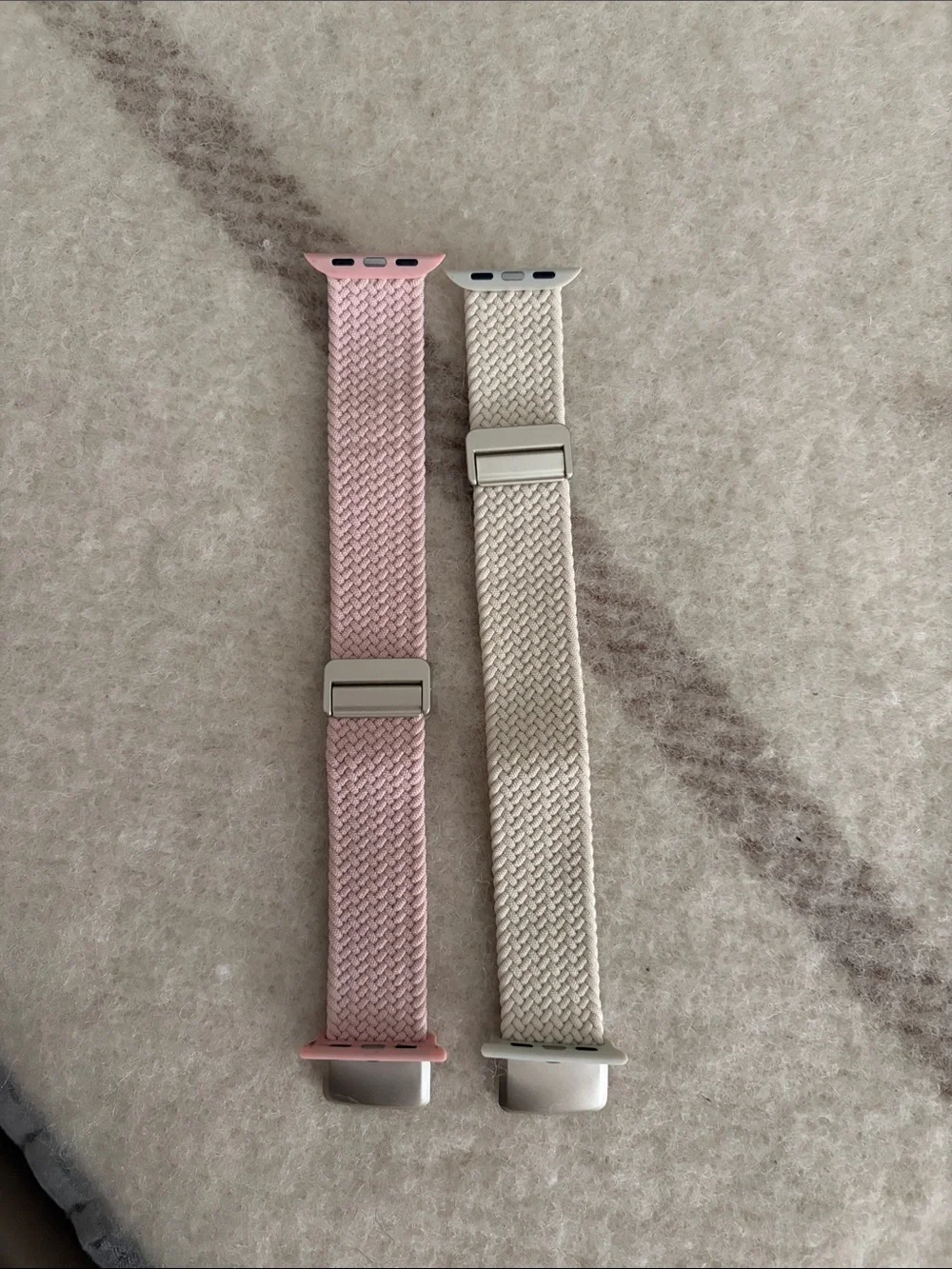 NWT APPLE WATCH WRIST BAND BUNDLE